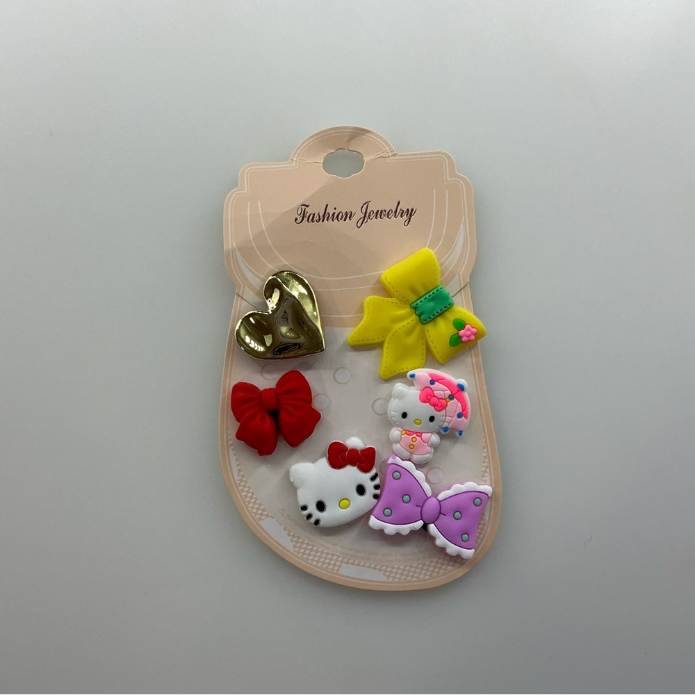 !NEW! Sanrio Hello Kitty & Bows Croc Charm Jibbitz 6 Pack Shoes Charms Gift Set